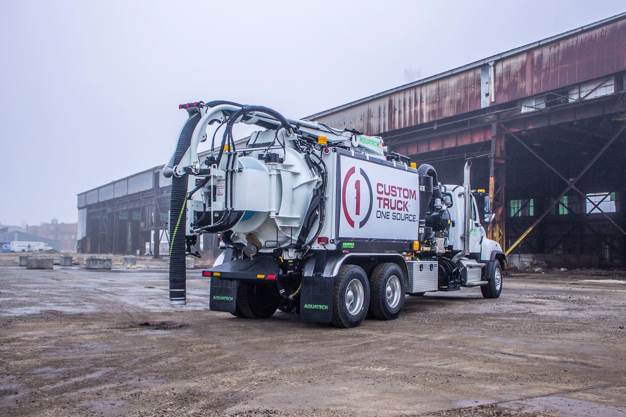 Sewer Cleaning Trucks: Aquatech B10-1450