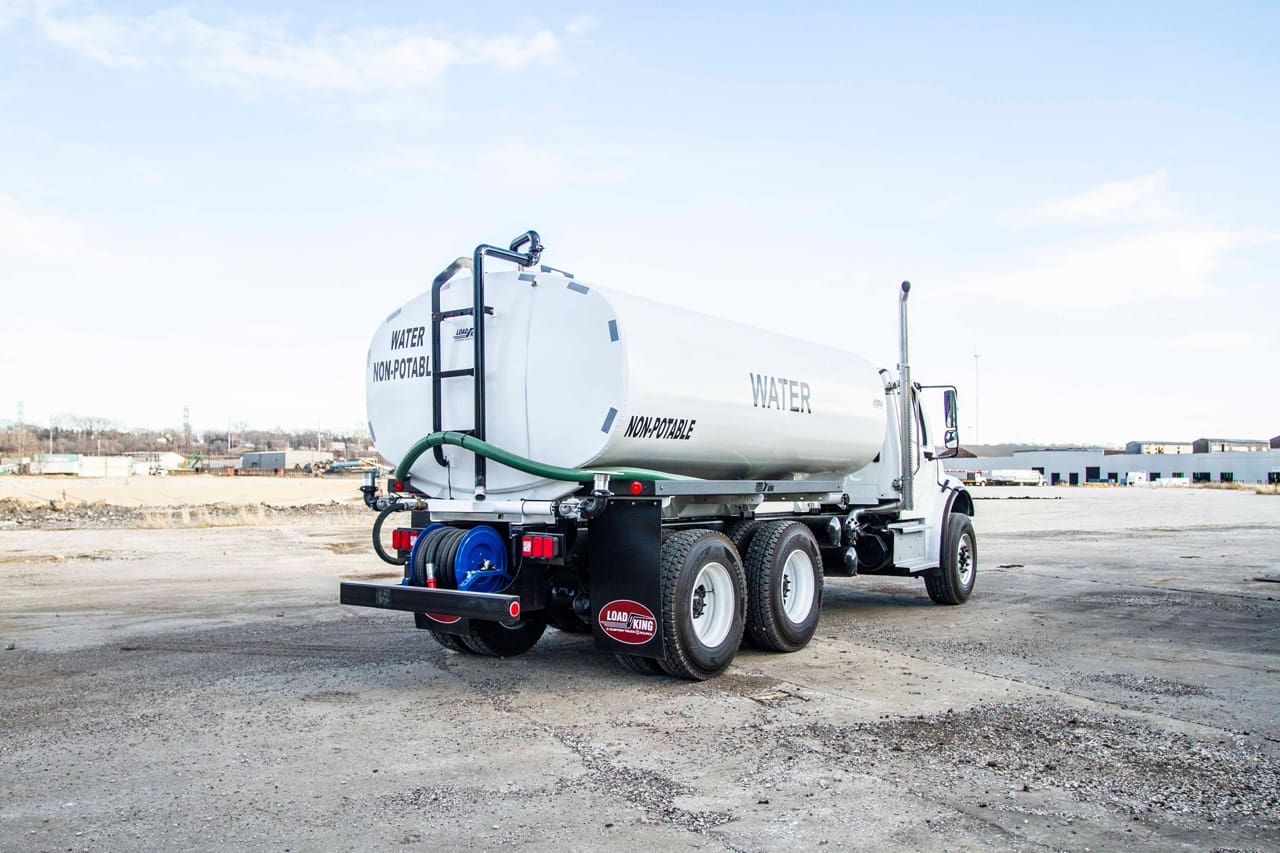 4,000 GALLON WATER TRUCK – Custom Truck One Source