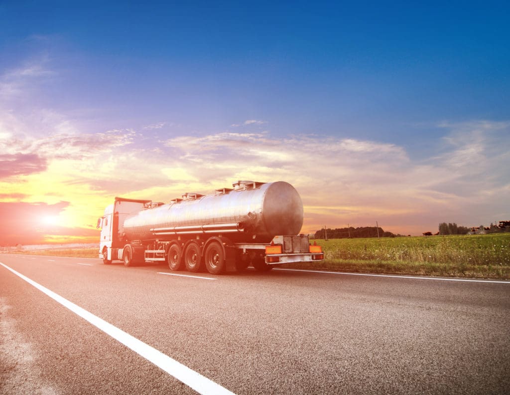 new-technology-adds-a-competitive-edge-in-fuel-delivery-custom-truck