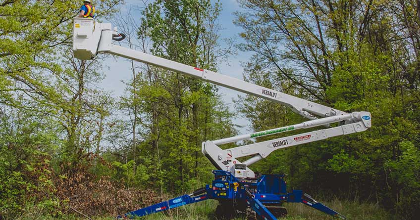 Skylift Mini Arborist Super 61 – Custom Truck One Source