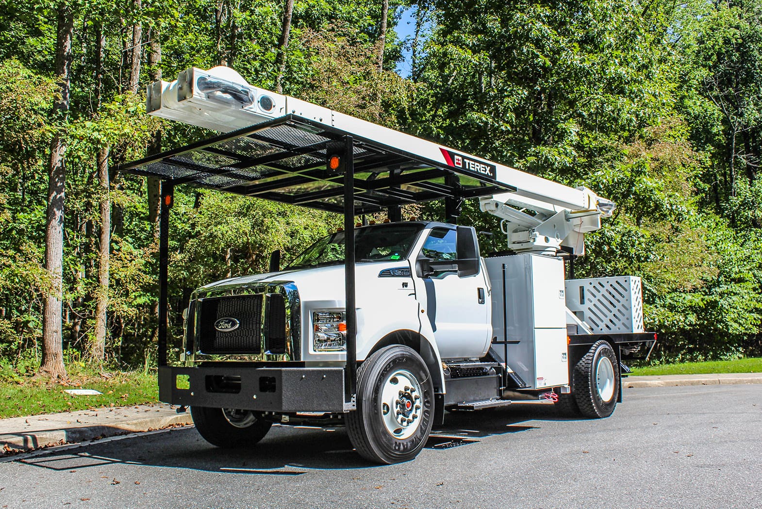 Terex XT Pro 60 Forestry Bucket Truck Ford – Custom Truck One Source